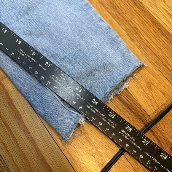 Judy Blue Jeans Womens 11/30 Light Wash High Rise Skinny Fit Button Fly Raw Hem - Picture 9 of 10